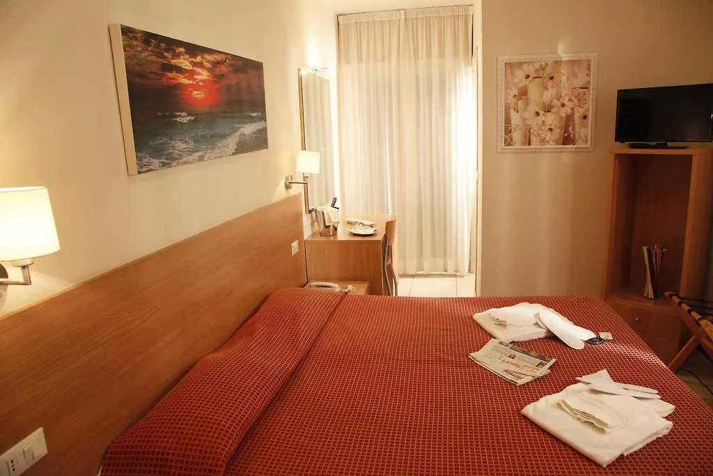 Hotel Majorca Sul Mare In Centro A Riccione