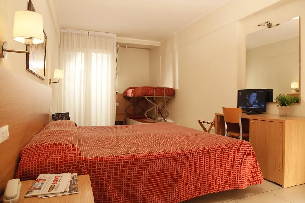 Hotel Majorca Sul Mare In Centro A Riccione