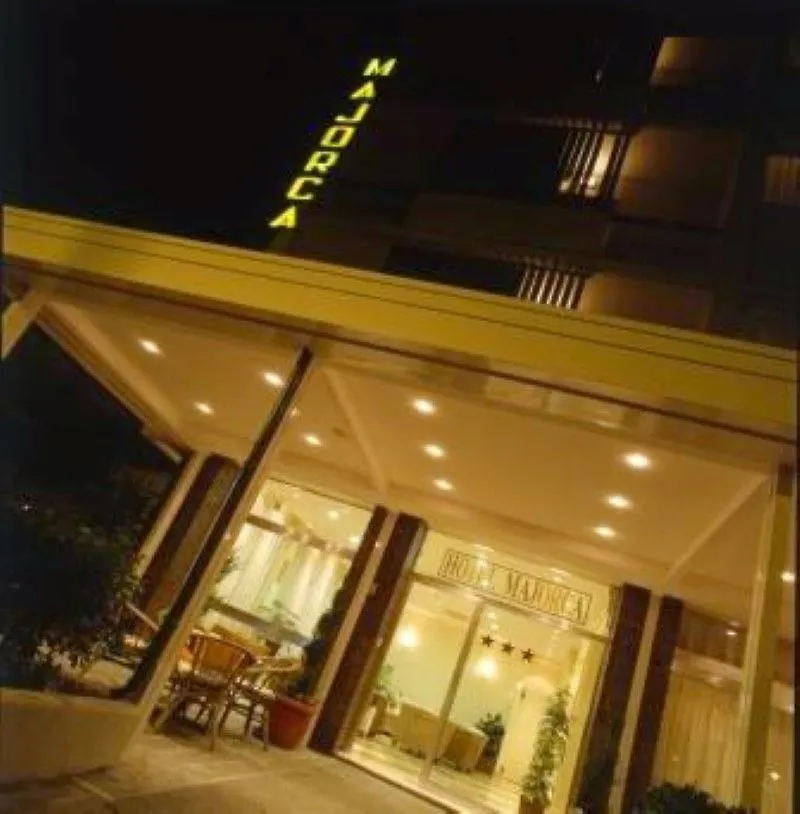 Hotel Majorca Sul Mare In Centro A Riccione