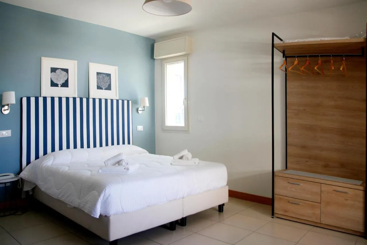 Hotel Majorca Sul Mare In Centro A Riccione