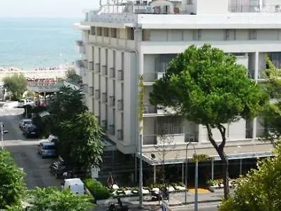 Hotel Majorca Sul Mare In Centro A Riccione