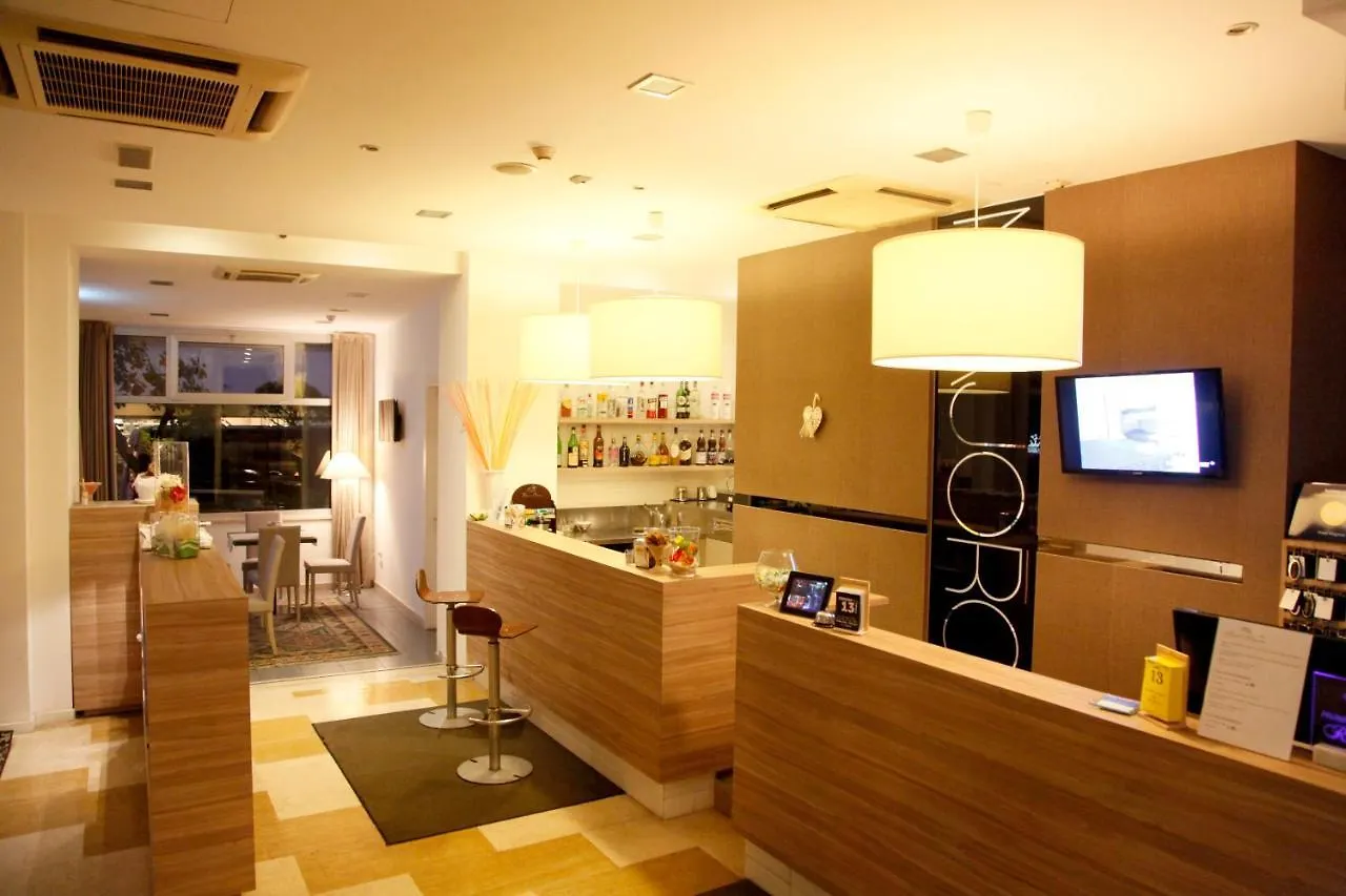 Hotel Majorca Sul Mare In Centro A Riccione